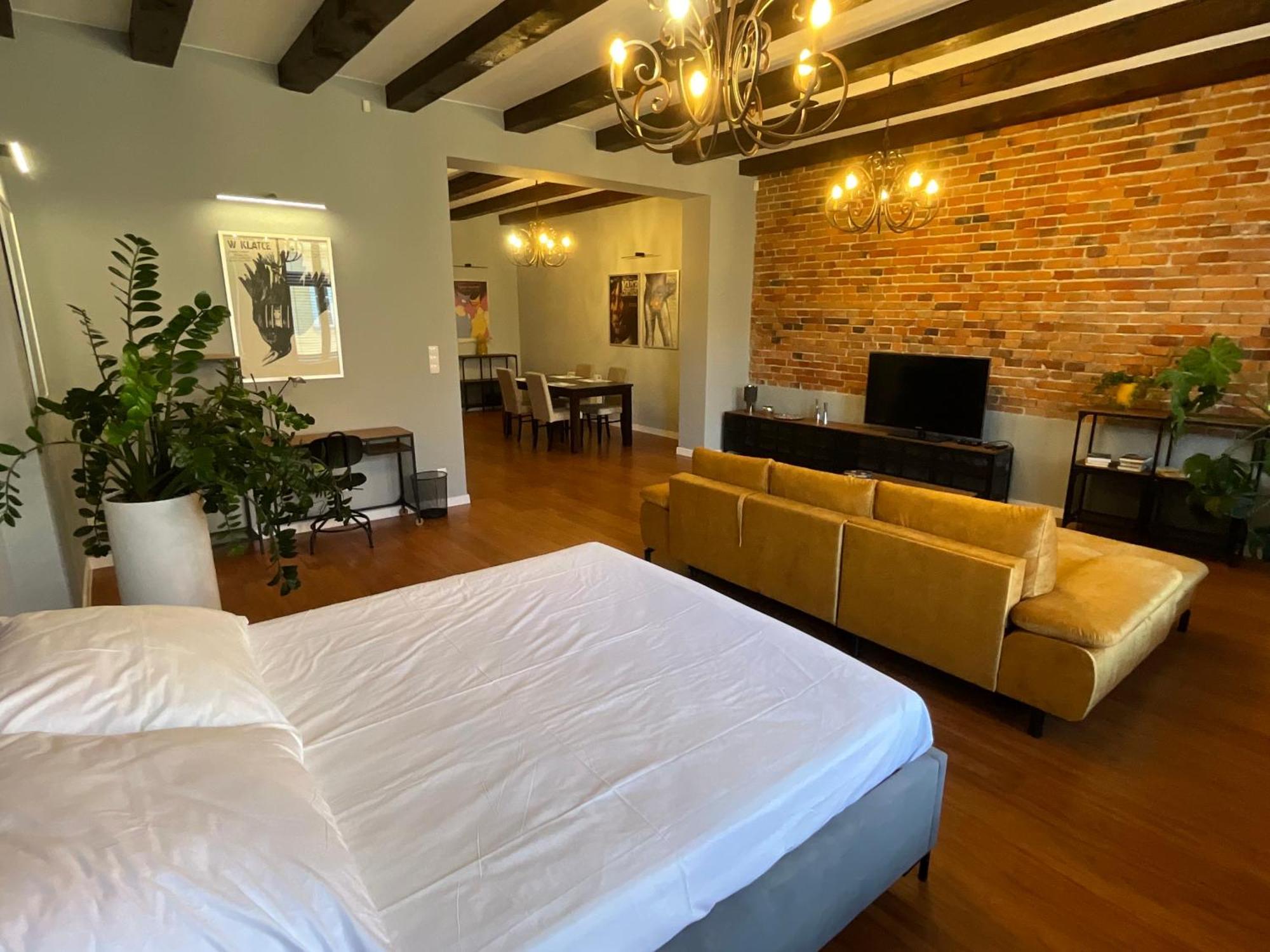 Apartamenty Zlota Nic Ополе Экстерьер фото