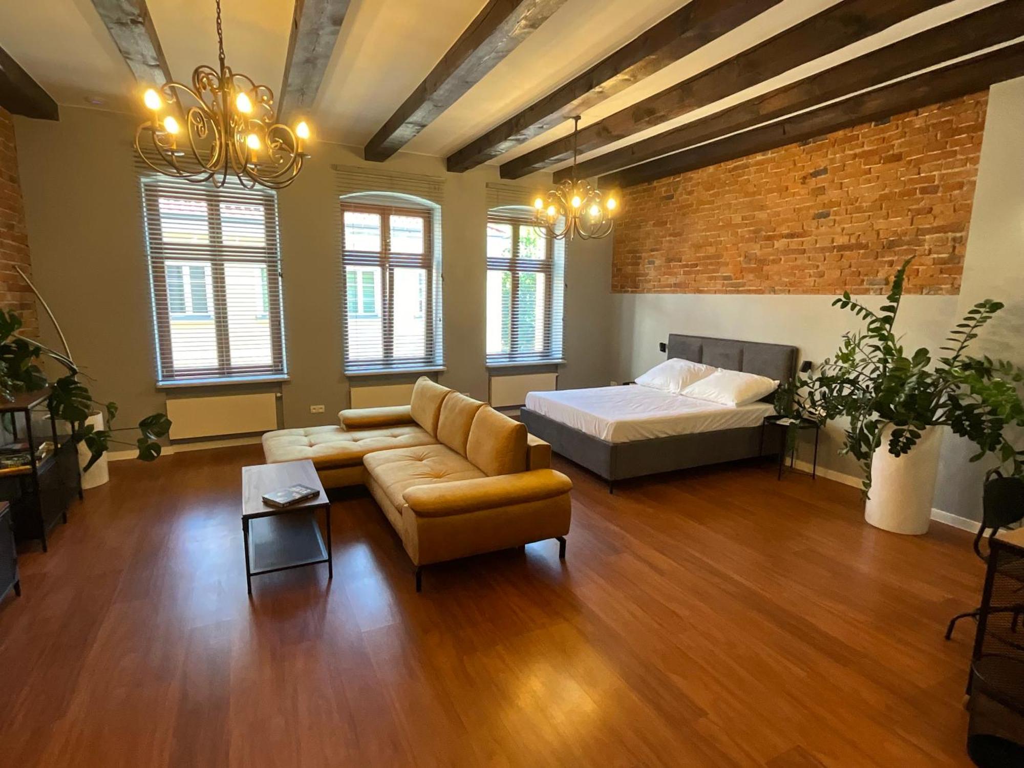 Apartamenty Zlota Nic Ополе Экстерьер фото